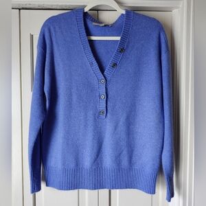 NWOT Periwinkle Blue V-Neck Buttoned Women's Sweater